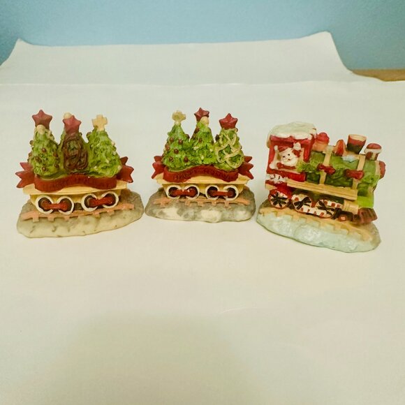 3 Piece Hand Painted Train Set Christmas Holiday Decor - Picture 3 of 11